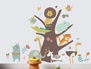 Ζώα πάνω σε κορμό Παιδικά Αυτοκόλλητα τοίχου Small 117×83